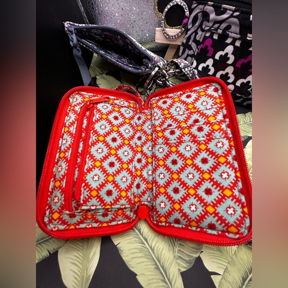 VERÁ BRADLEY WRISTLET/POUCH BUNDLE OF 3! - Picture 6 of 6